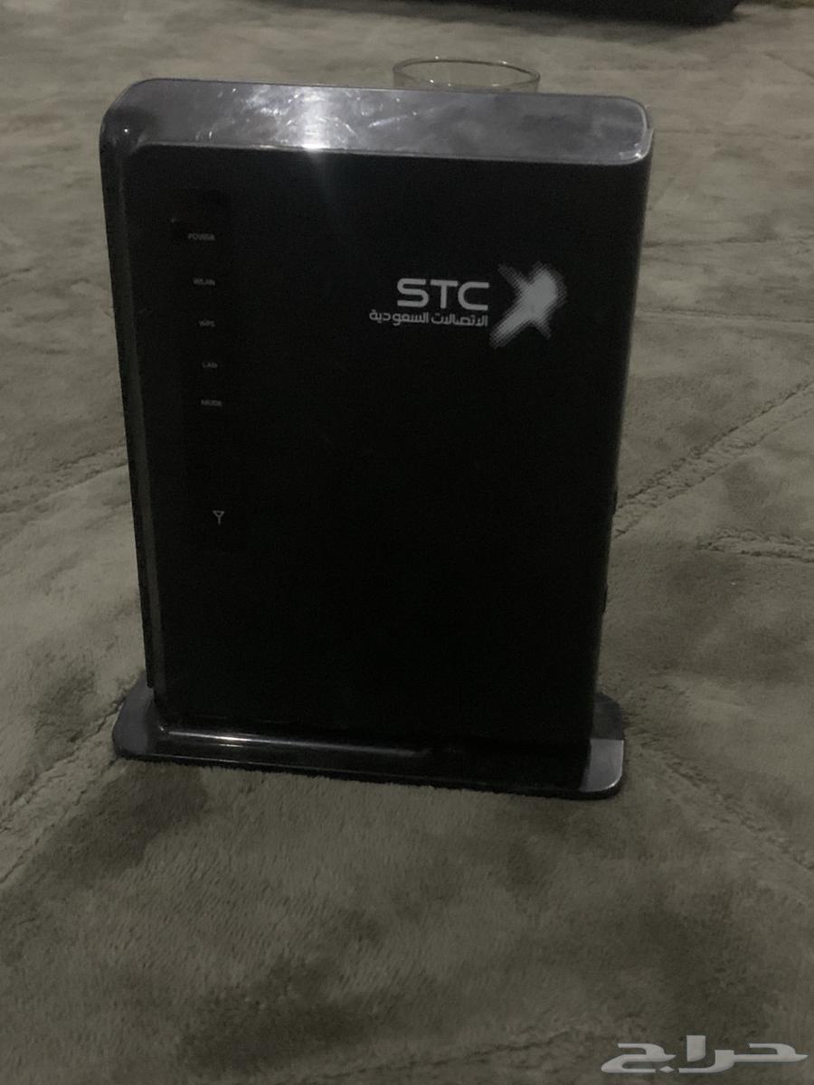 2 Huawei routers with single SIM card slot for 150 each64544284425987113