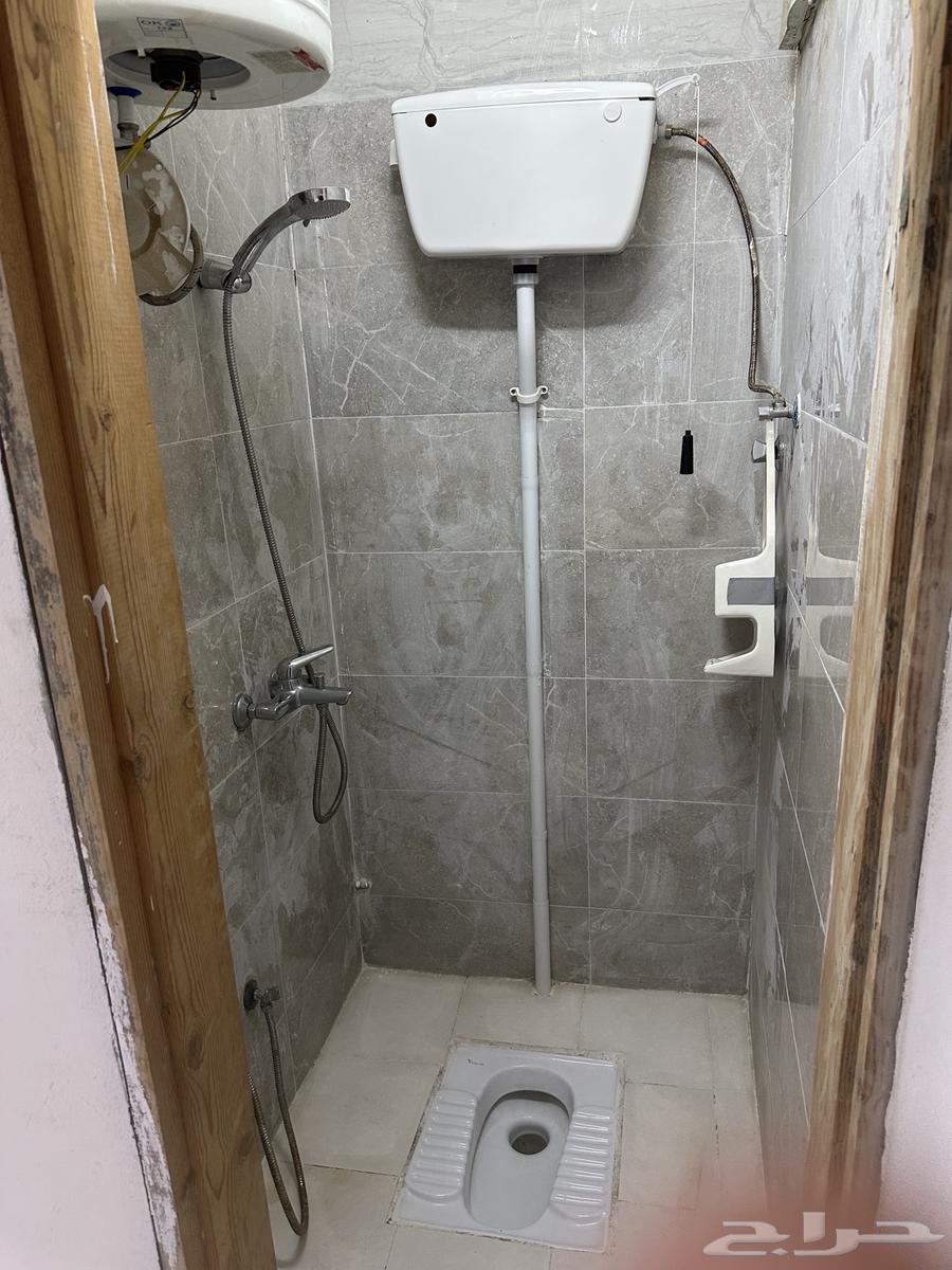 غرفة صغيرةاحجله قريب من طريق ابها خميس مشيط أجار 400 ريال64144799868674111