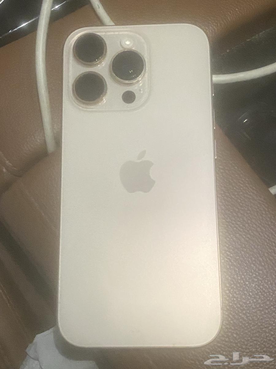 iPhone 16 Pro Gold, Almost New Under Warranty64551348563074113