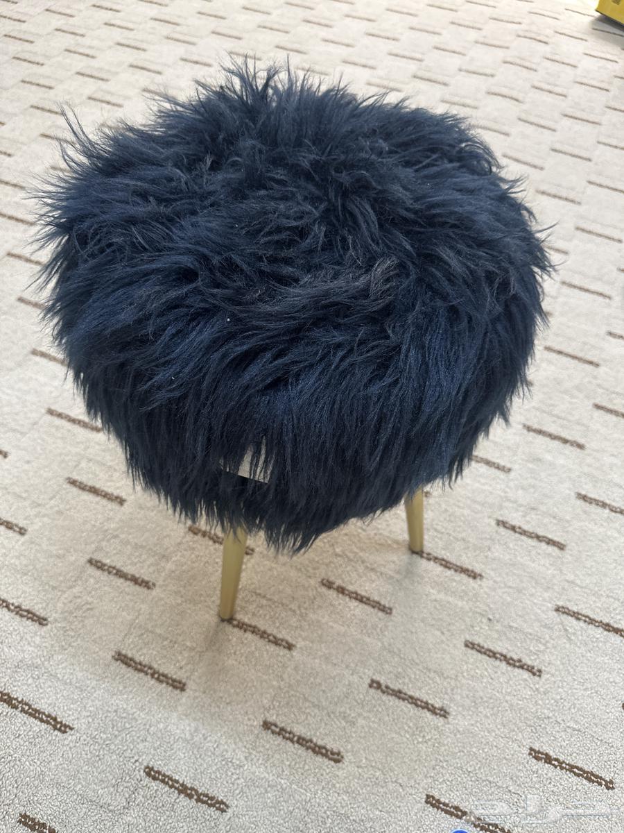 كرسي تسريحه نظيف وانيق64545998045953110