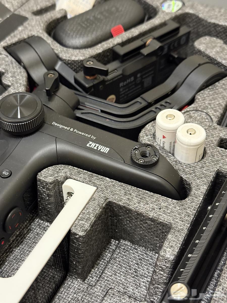 جيمبال Zhiyun Weebill S بحالة شبه جديدة64551748473729113