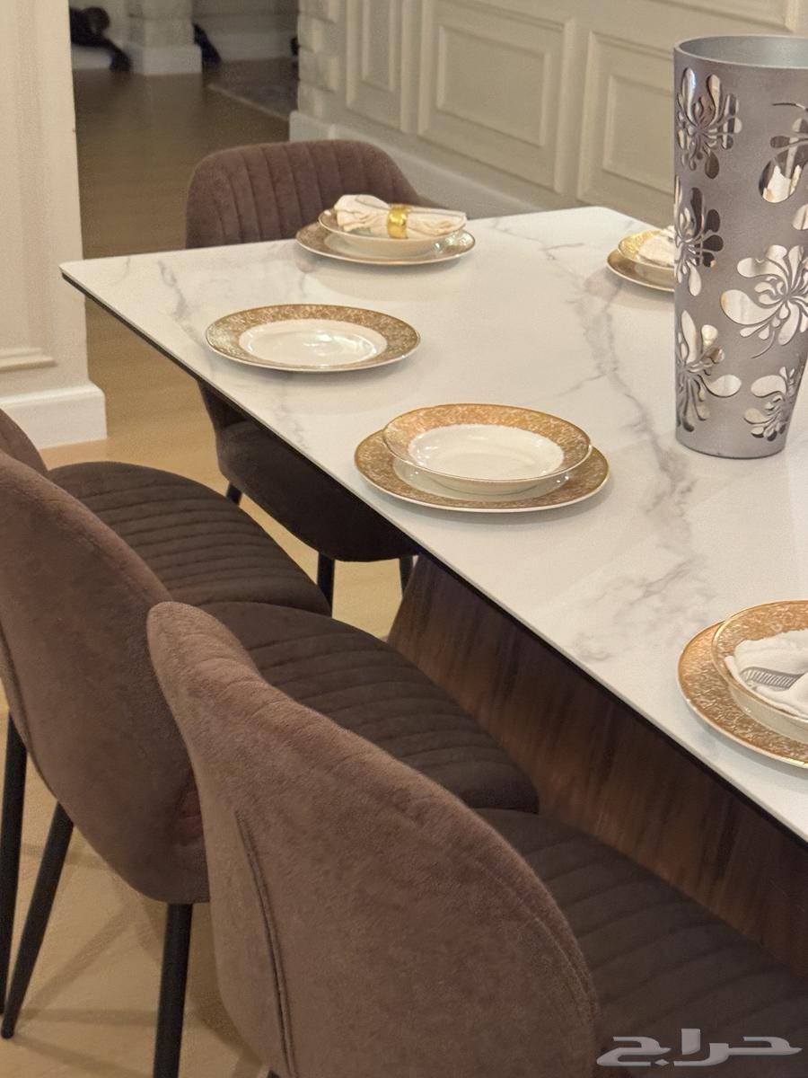 New dining table, never used64544100662913111