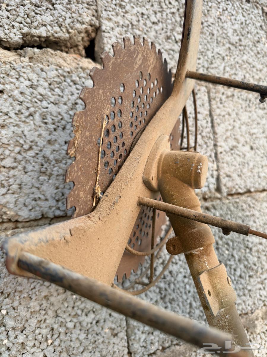 Gasoline-powered grass and clover cutter saw, etc.64549177713409113