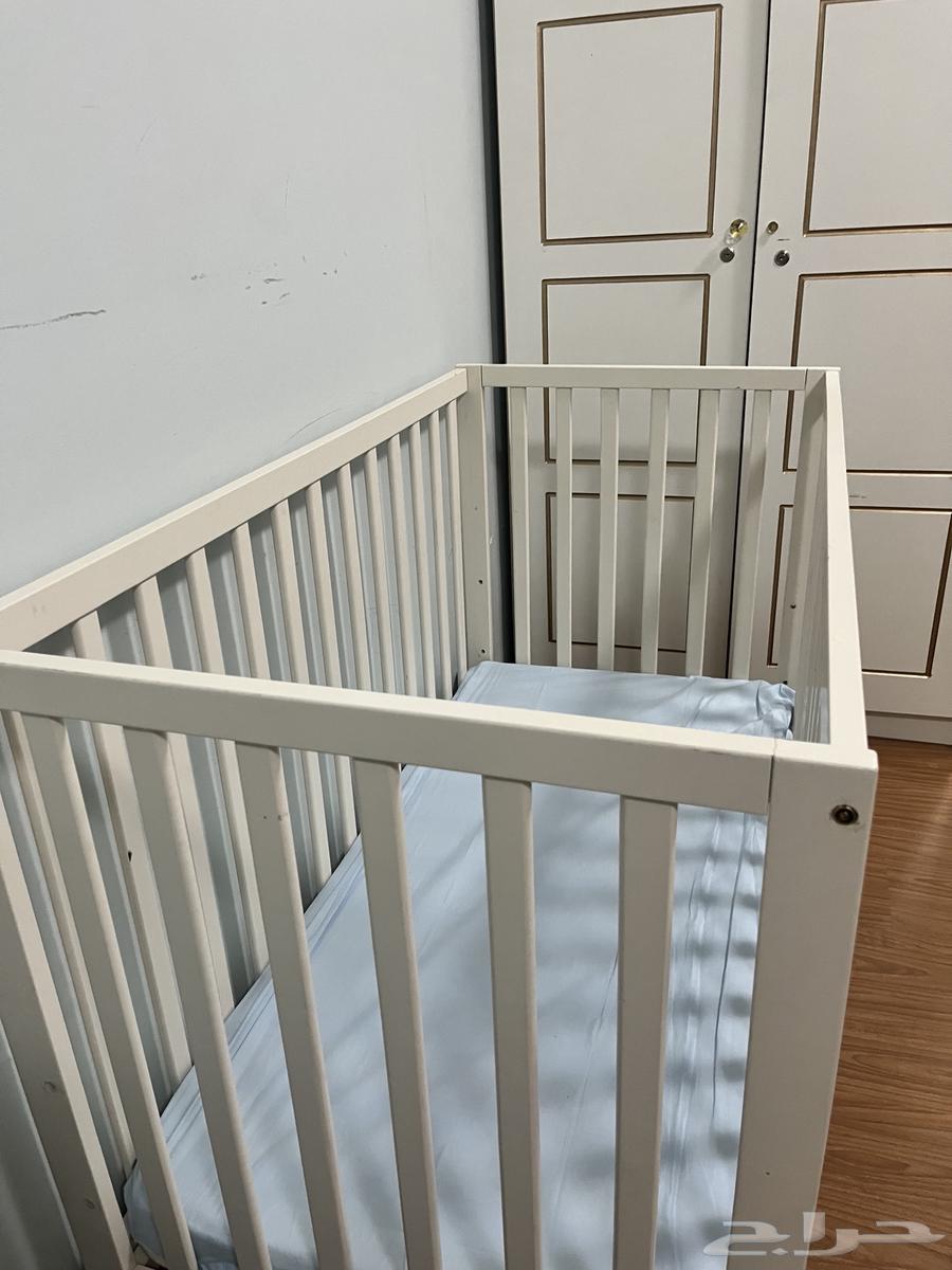 سرير اطفال من سنتربوينت جديد ونظيف64549036860675112