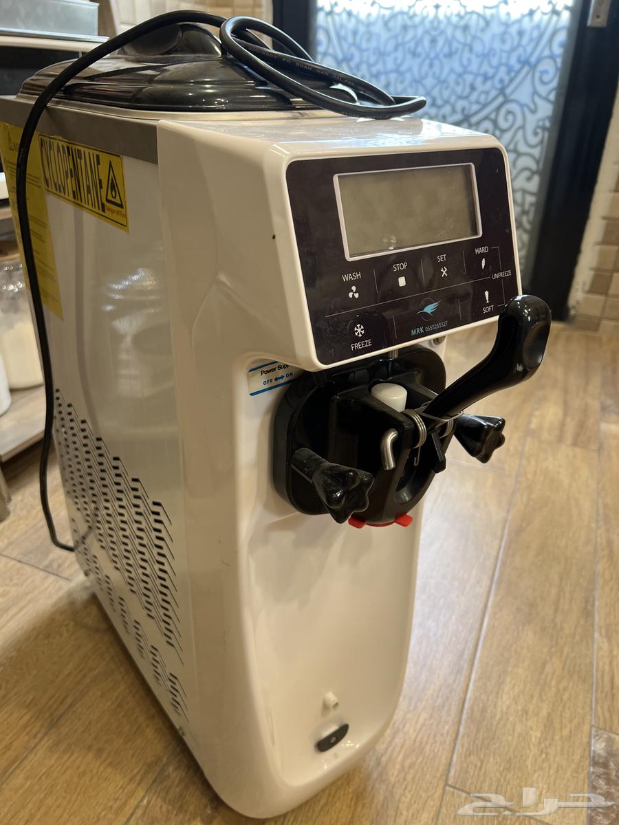 اله ايس كريم للبيع64546888271491110