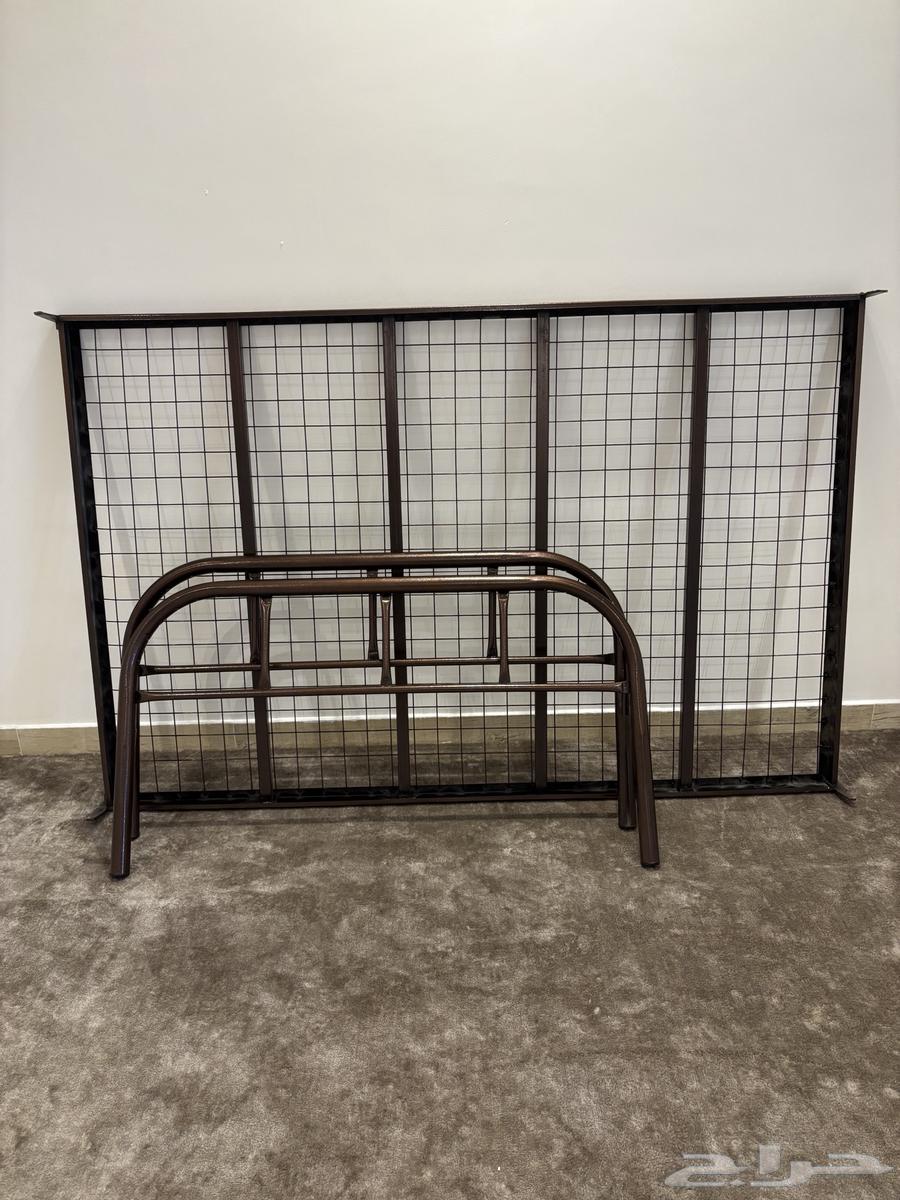 سرير نفر ونص (حديد)64552306032770110