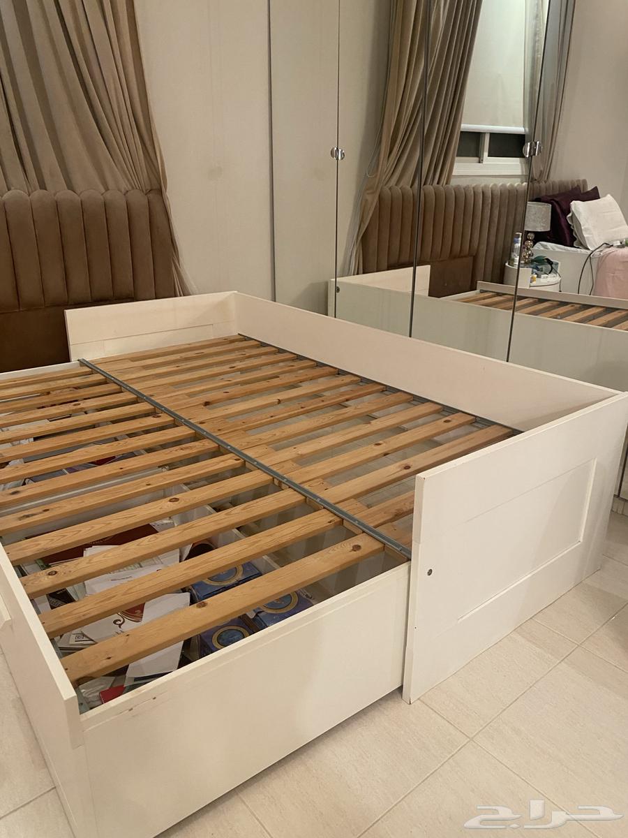 Functional IKEA bed with storage drawers - Single and expandable64549556530818112