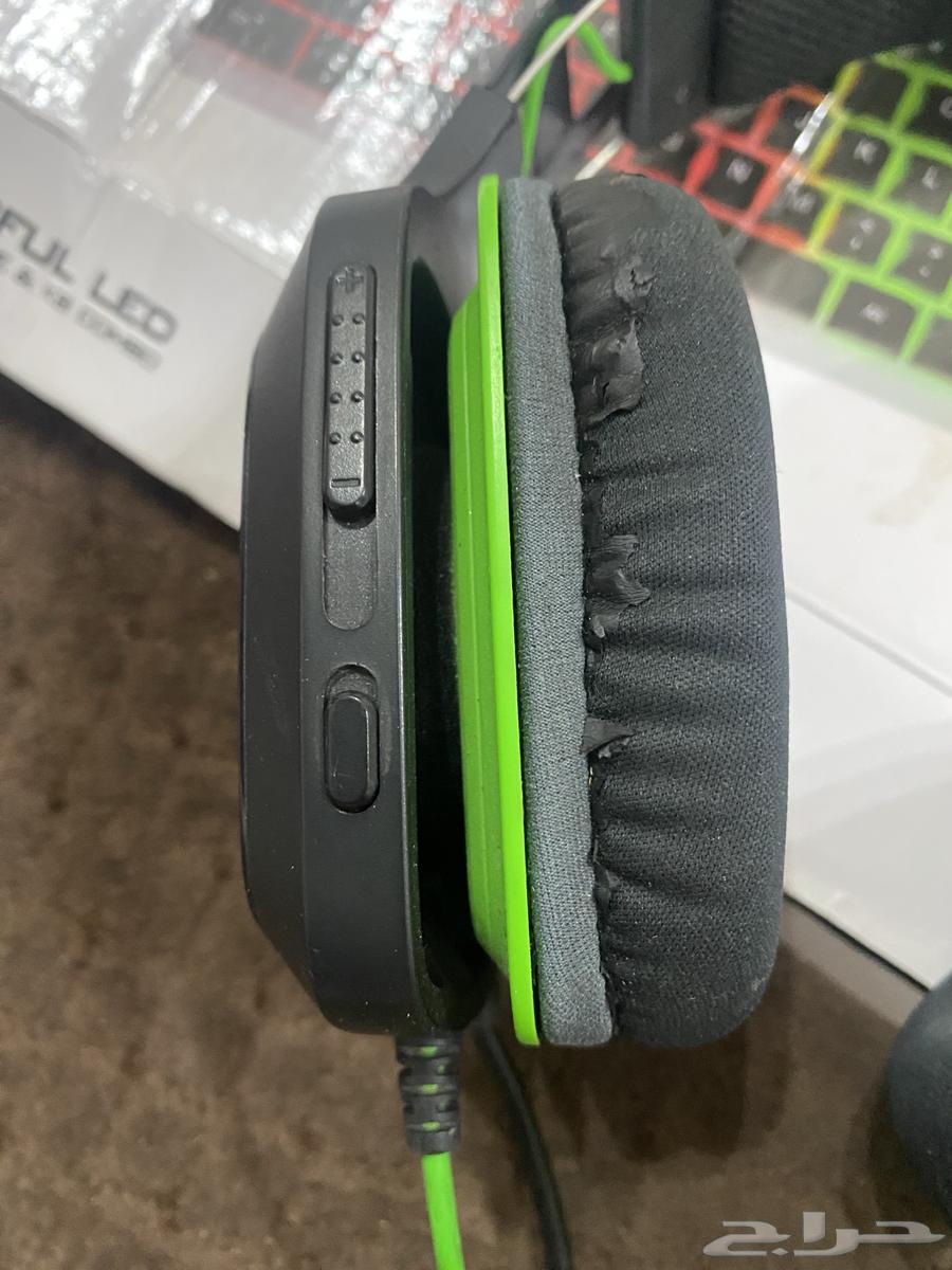 Keyboard and headset for sale64547471403522114