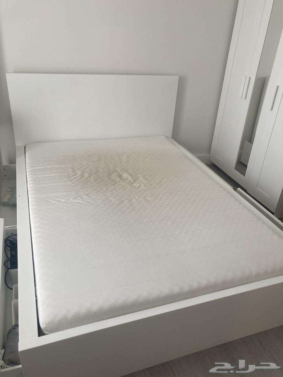 سرير مع مرتبة بتخزين مستعمل من ايكيا للبيع64546957584258110