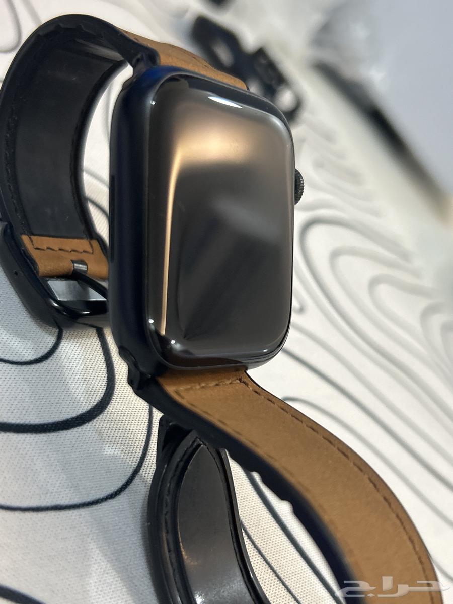 ساعه ابل واتش الجيل الثامن مقاس 45 نظيف جد ا64535764901762111