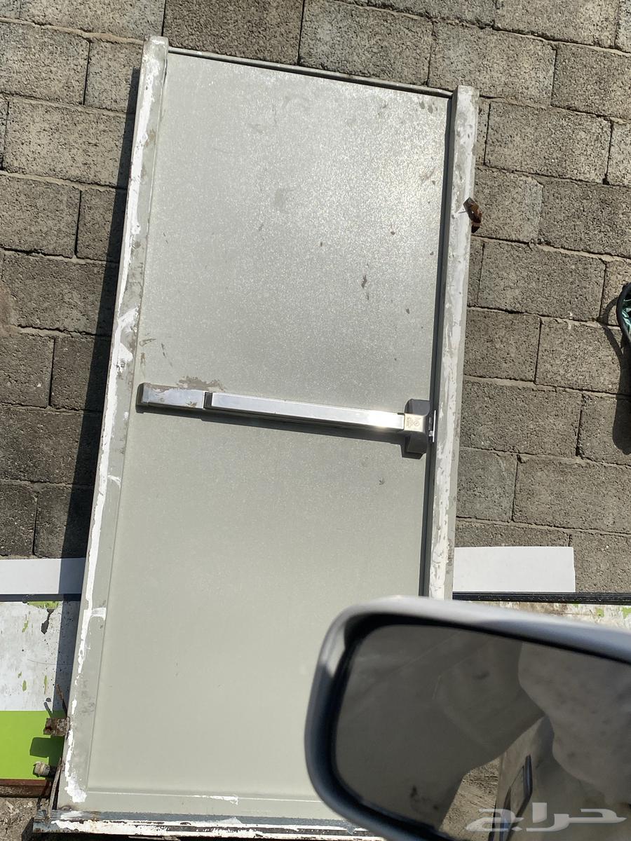 باب طوارئ64548476758017110