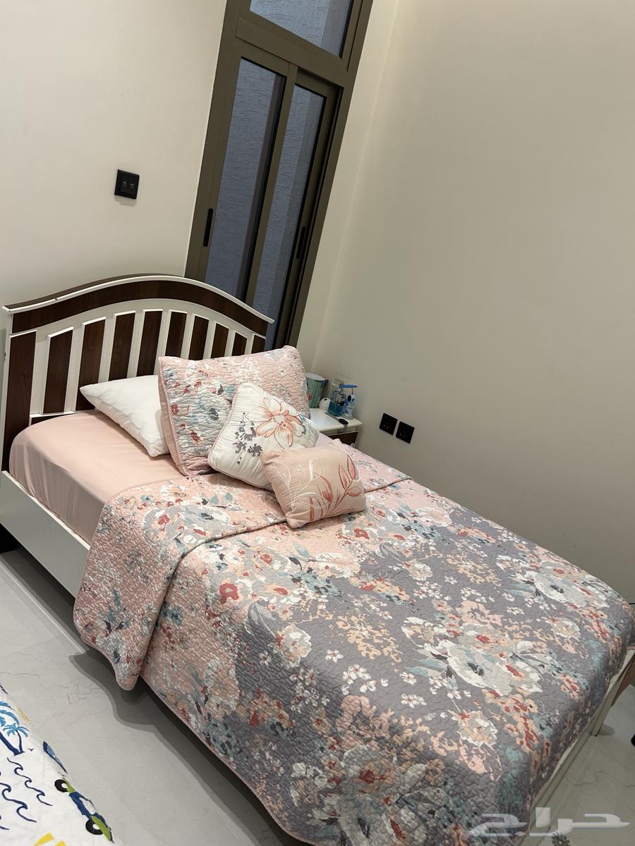 5-piece bedroom set with two mattresses64550661542531111