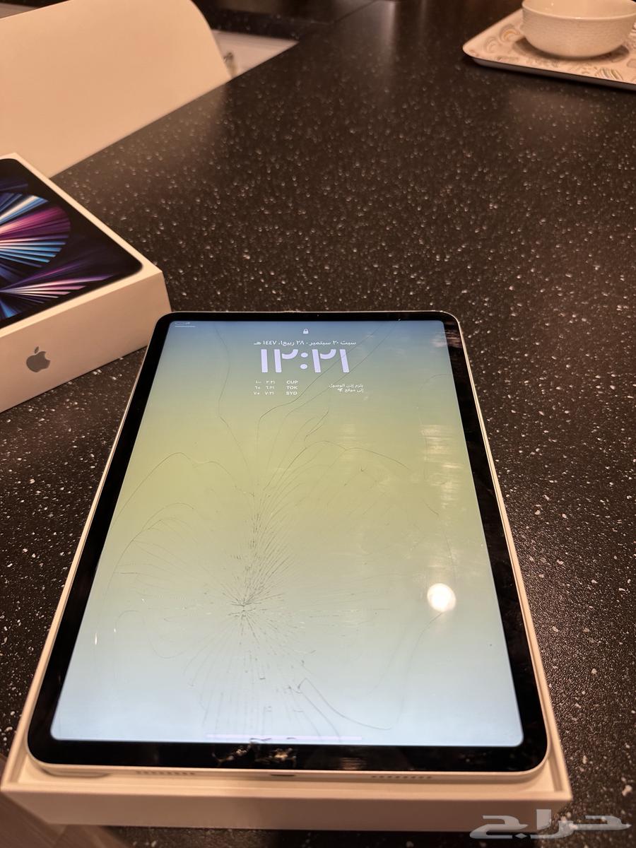 للبيع ايباد برو الجيل الثالث 128 قيقا64546720970371113