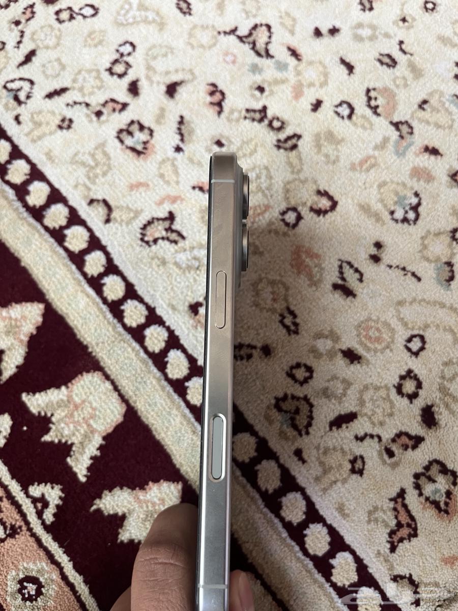 iPhone 16 Pro 256GB with 100% battery, the phone is very clean64547457381379112