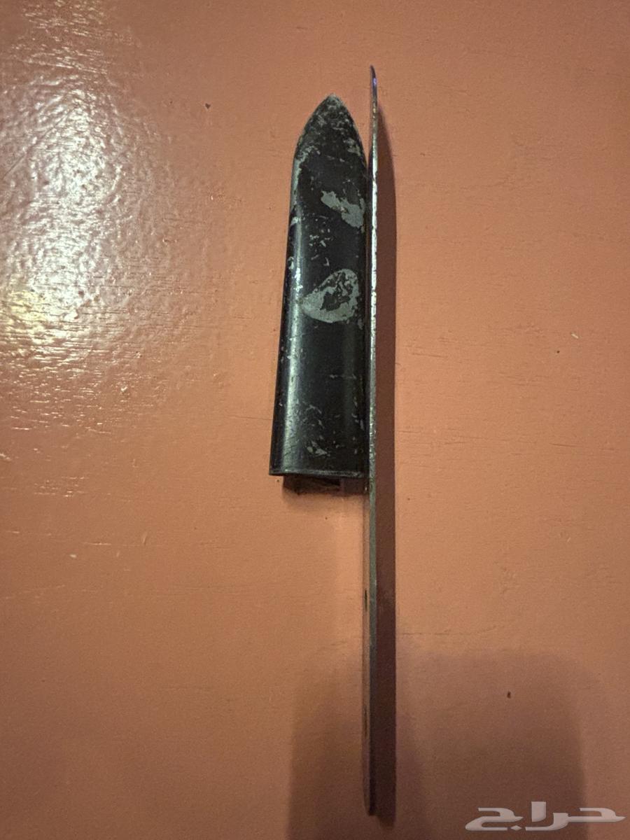 سكين قديمه لها اكثر من 40 سنه64545188834177112