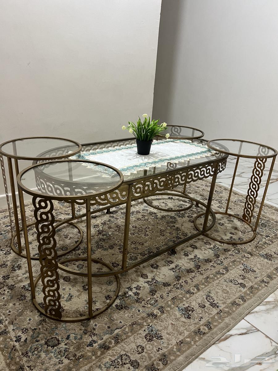 Coffee table and 4 small side tables for sale 130 SAR64544030170113110