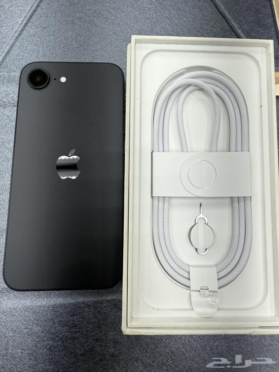 iPhone 16c64551947783042110