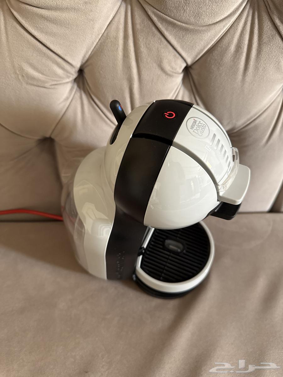 Coffee Machine (Capsules)64546158944385111