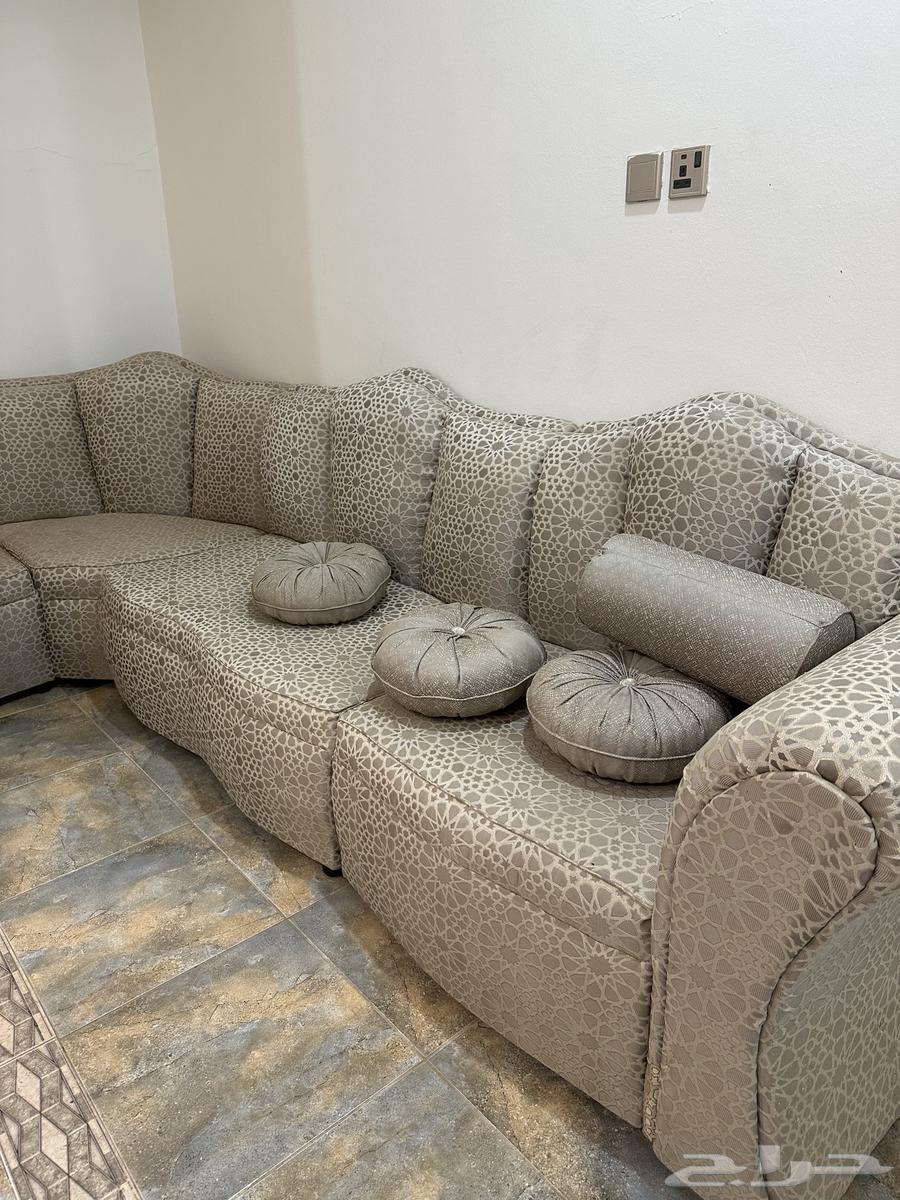 Sofa for sale in Taif with cover64550332513793111