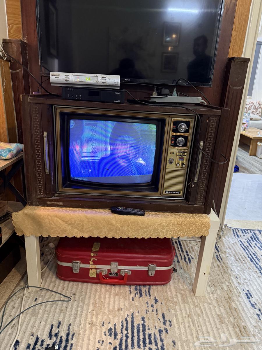 تلفزيون سانيو قديم64536571465218114