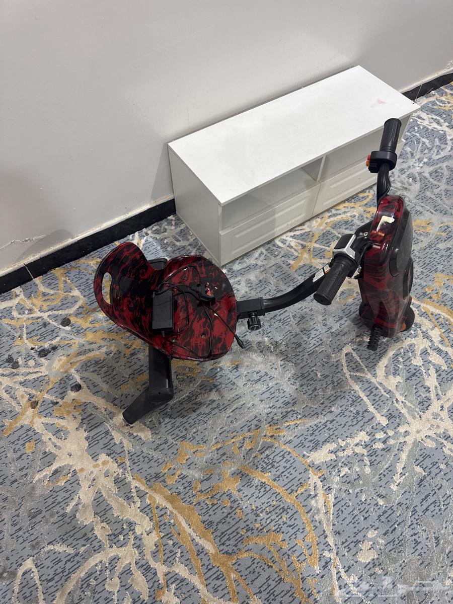 اسكوتر للبيع على السوم64545288743170110