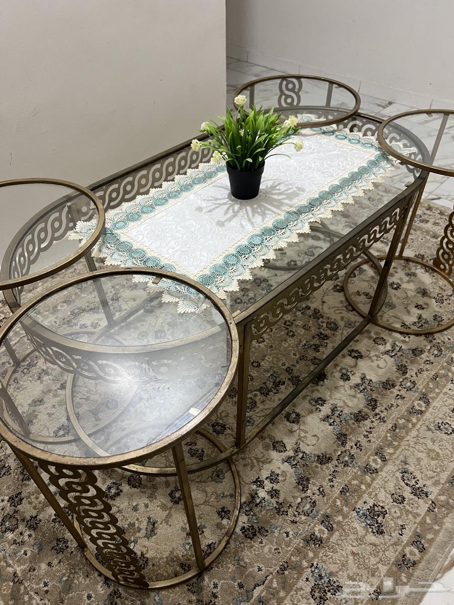 Coffee table and 4 small side tables for sale 130 SAR64544030170113111