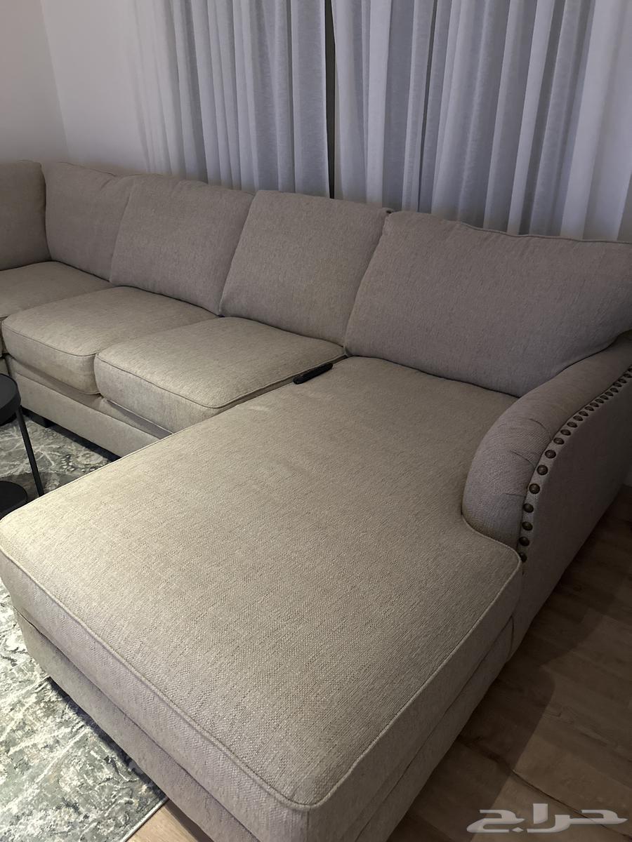 كنب اشلي امريكي استخدام بسيط جدا64553257257729110