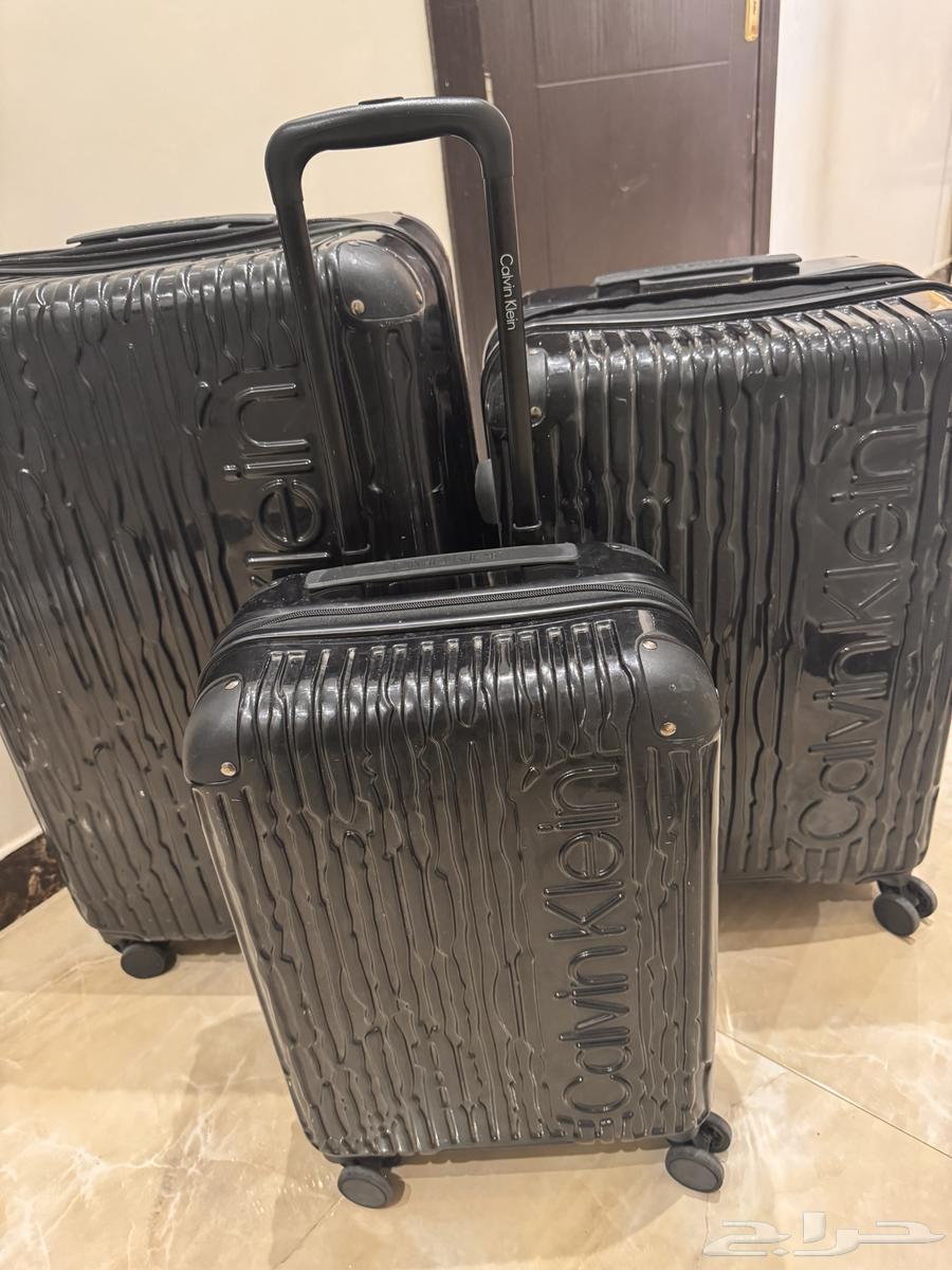 شنط سفر ماركه كلفن كلاين سعر الشراء 3000 الالف ريال64546664936067110