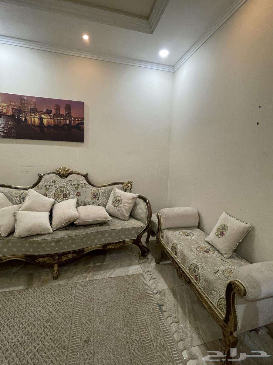 للبيع طقم كنب 11 شخص64553342173059114