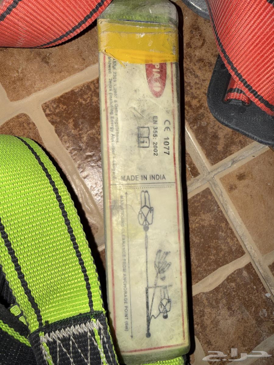 مجموعة معدات بناء مستعمله64550379526785112