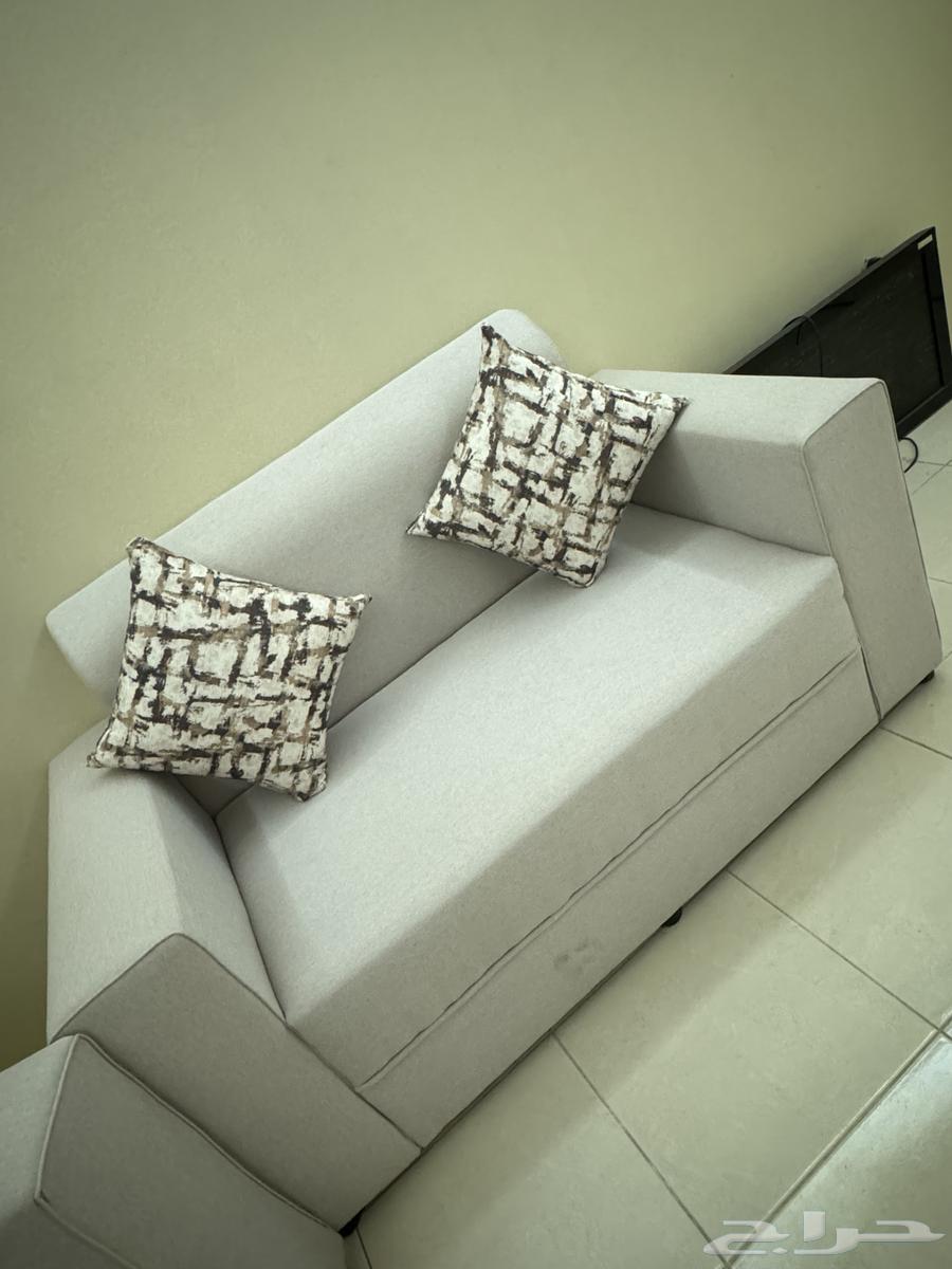 كنب بحاله ممتازه للبيع مستعجل للنقل64549205816067113