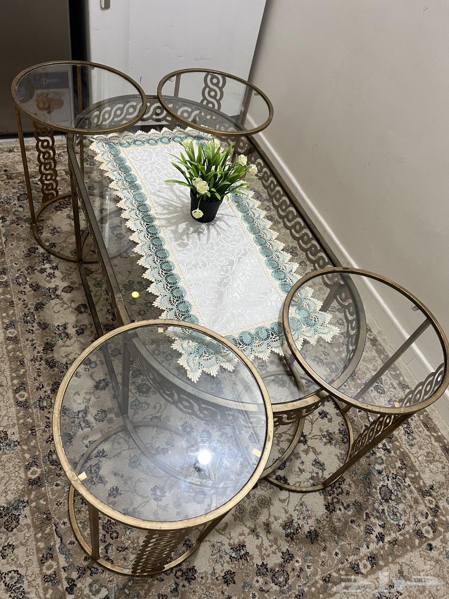 Coffee table and 4 small side tables for sale 130 SAR64544030170113112