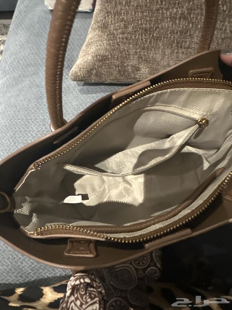 شنطة نسائية لون بني64551947721858112