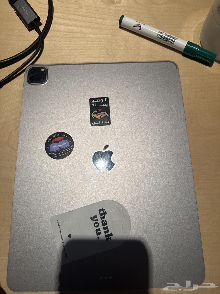 ايباد 12.9 جيل 6 عليه حماية حراري و معه قلم64545104612483111