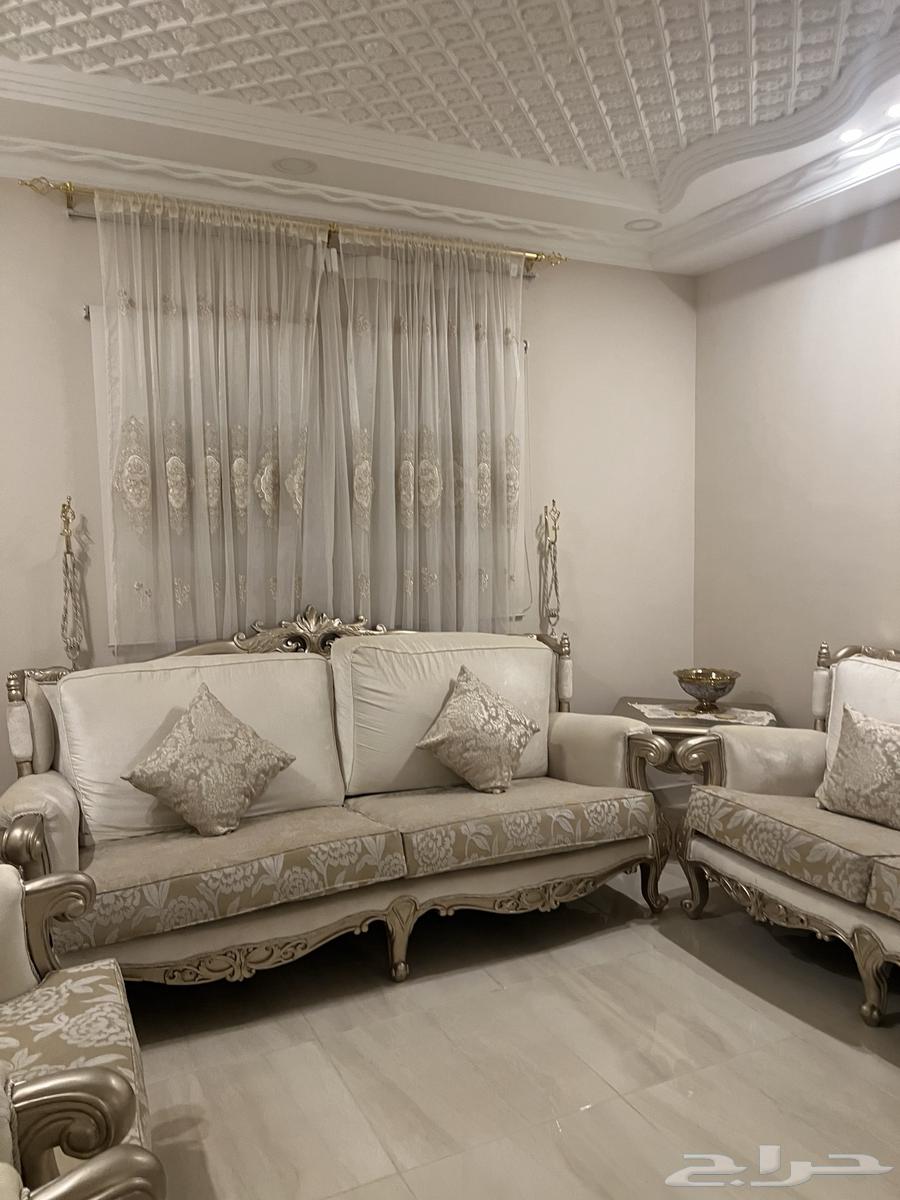 كنب للبيع قابل للتفاوض ب100064546484623234112