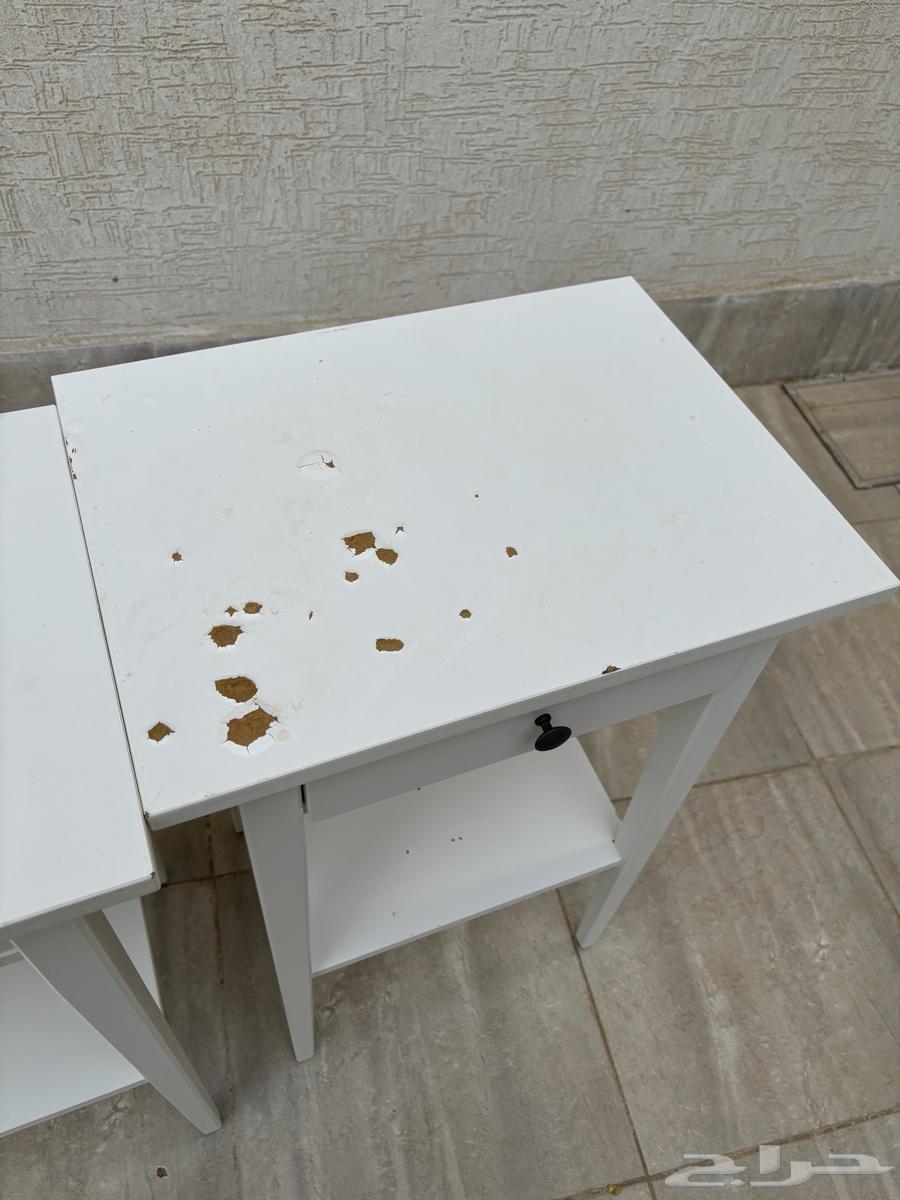 طاولات ايكيا جانبيه مستعمله64549847331713111