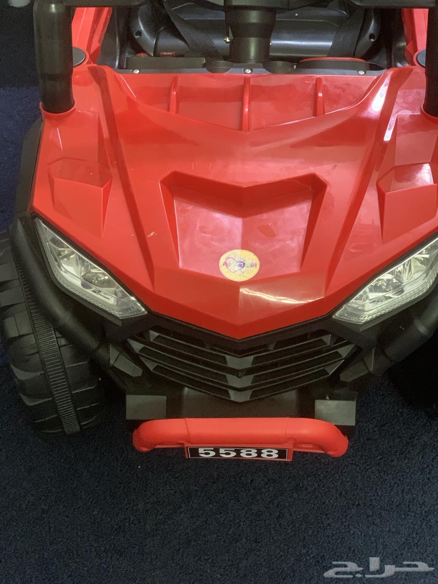 Children's charging car with remote, new, used for ten days64547860761858111