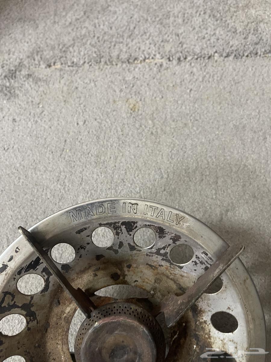 غطاء ديفور اصلي (ايطالي)صناعه قديمه و جوده على السوام64525400655234111