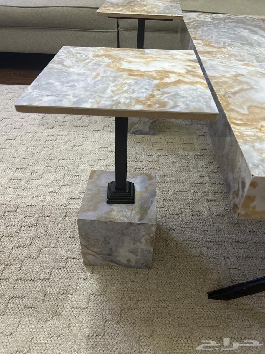 Table consisting of five pieces (one large rectangular table and 4 service tables, very clean)64549457864323111