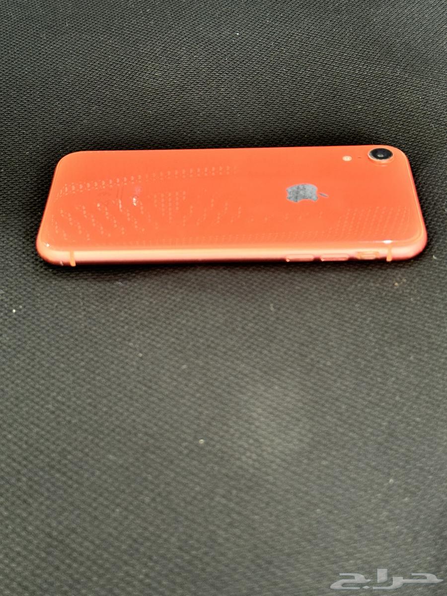 ايفون xr 128g64549373603074111