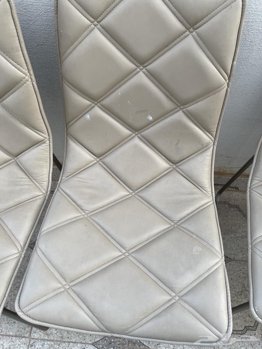 Dining table with 4 chairs64550097000193112