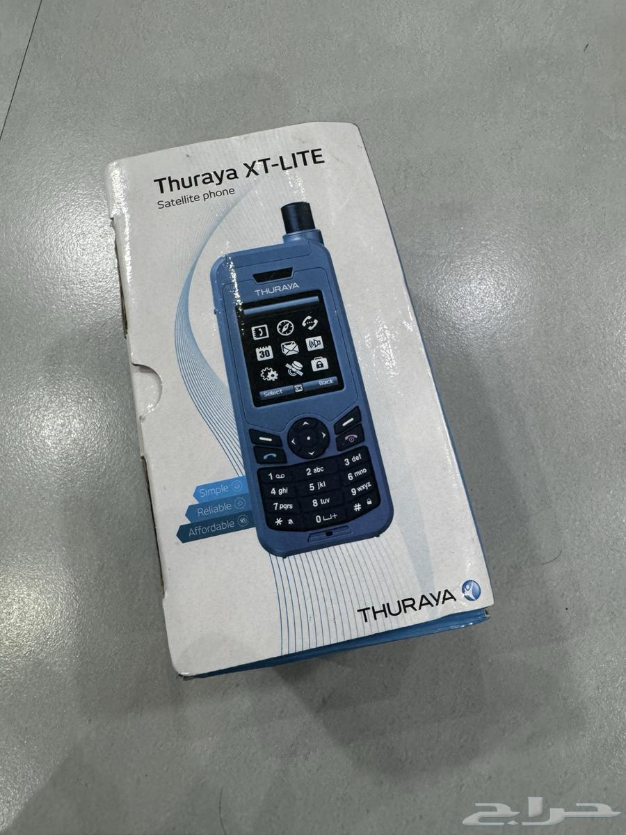 Thuraya XT-LITE mobile phone in very clean condition with all accessories64503294928513110