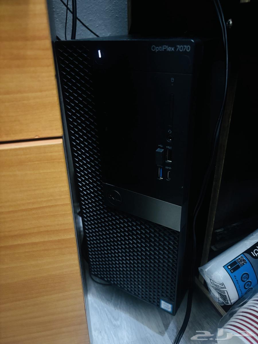 Monitor 2017 model64546623580803114