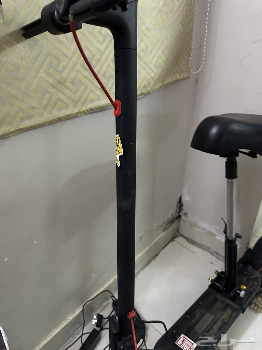 بيع سكوتر شومي يمشي 70 سعر البيع 1000 ريال سعودي64552105637378110