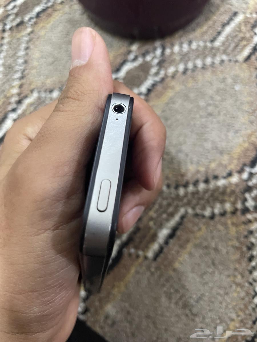 جوال آيفون أربعه64549697874305114