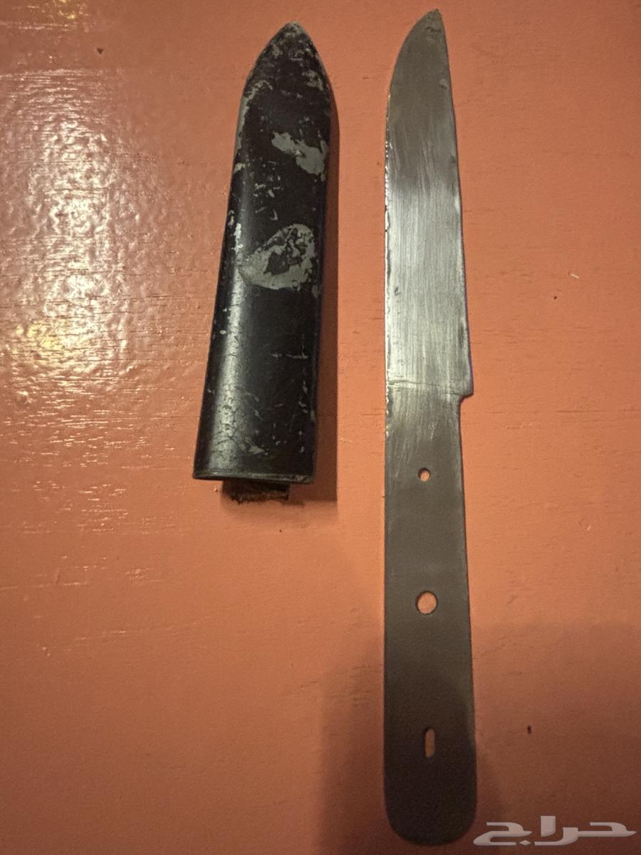 سكين قديمه لها اكثر من 40 سنه64545188834177113
