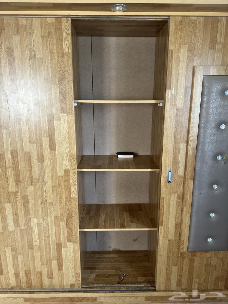 دولاب ثلاث ابواب سحب64544396541698113