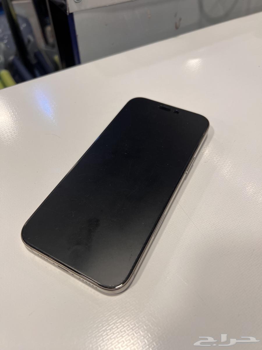 iPhone 16 Pro Max64550647600131114