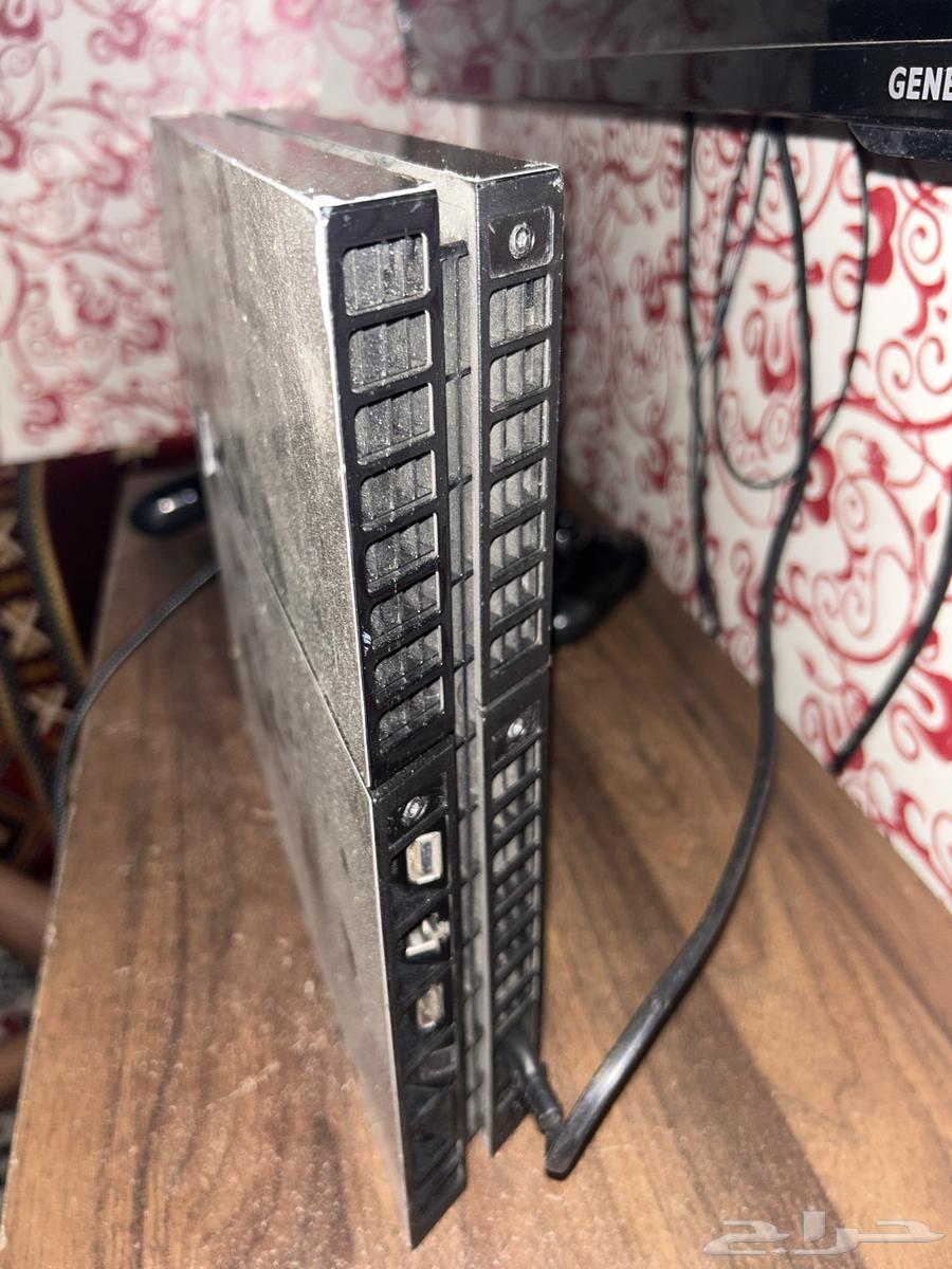 Sony 4 for sale, the device is very clean64545132763394112