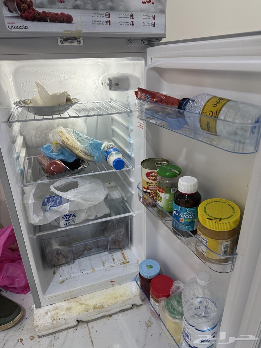 Majesty silver refrigerator 4.7 feet, used for 7 months64548730638721114